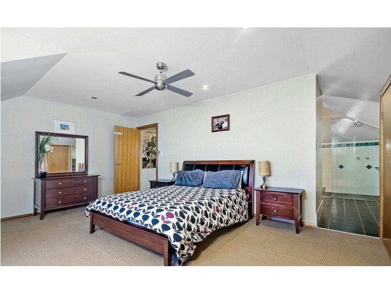 70 Vista Parkway, Wongawilli NSW 2530