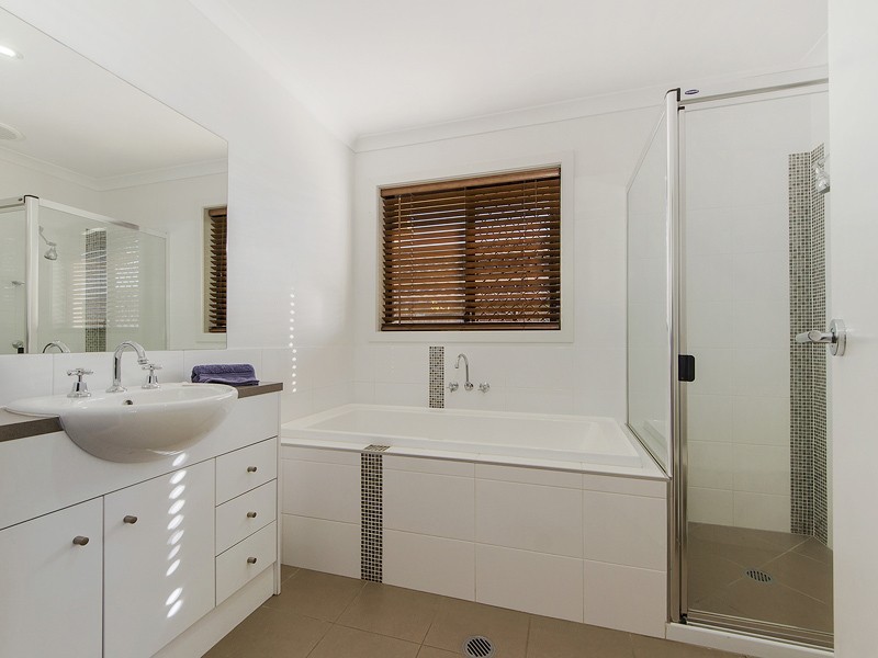 14 Goolwa Court, Pimpama QLD 4209