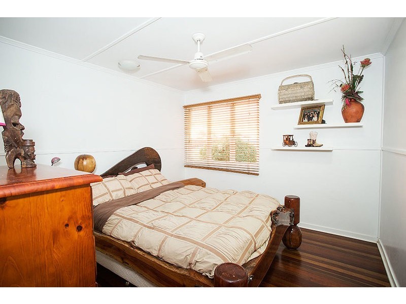 17 Macrossan, East Mackay QLD 4740