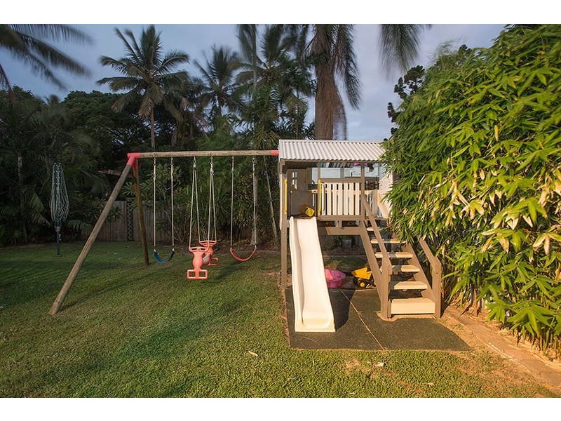 17 Macrossan, East Mackay QLD 4740