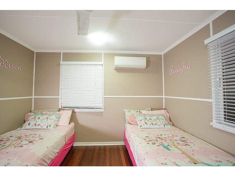 17 Macrossan, East Mackay QLD 4740