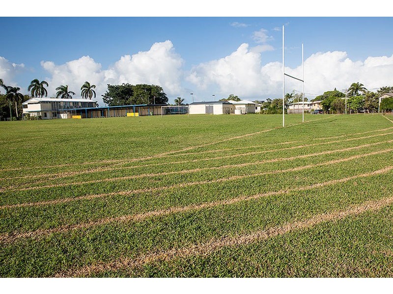 17 Macrossan, East Mackay QLD 4740