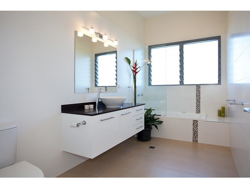 23  Karnu Dr, Valdora QLD 4561