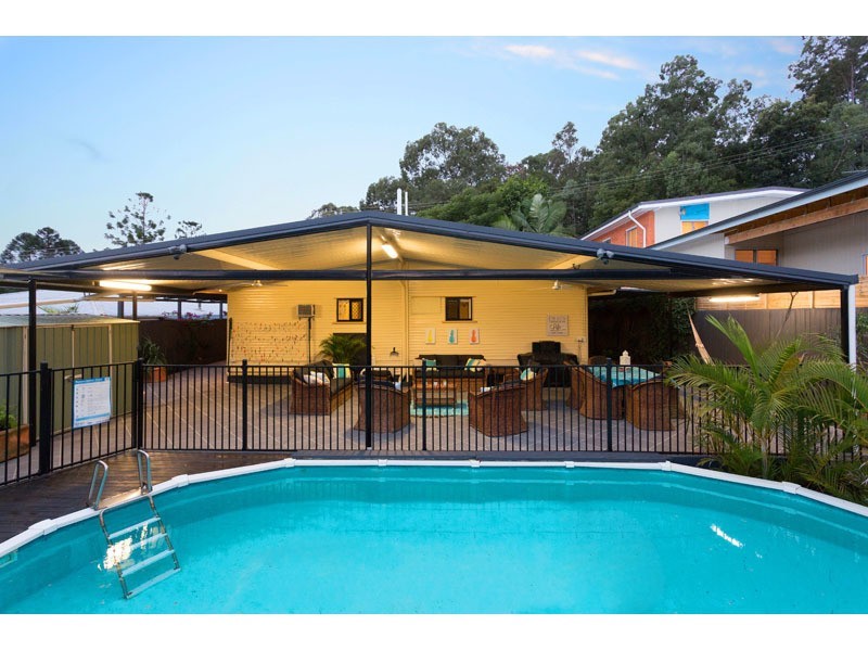 76 Blackheath Road, Oxley QLD 4075