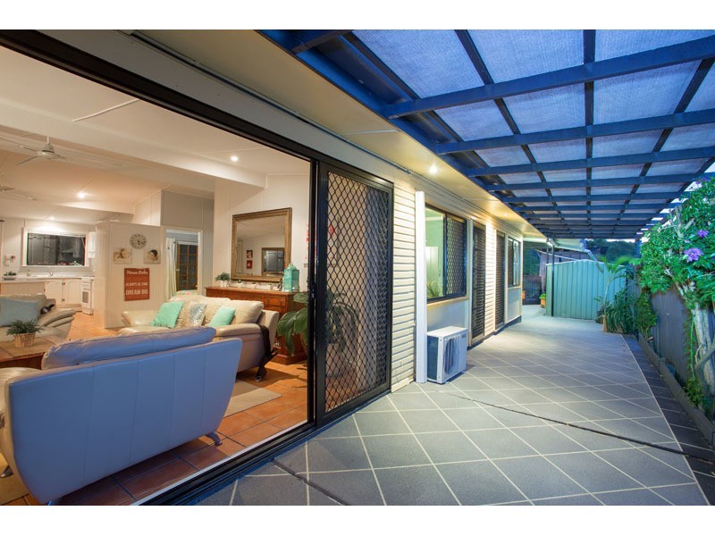 76 Blackheath Road, Oxley QLD 4075