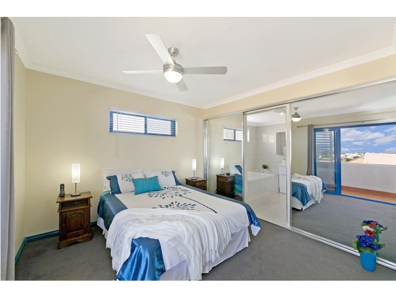 8/12 Boyd Cres, Hamilton Hill WA 6163