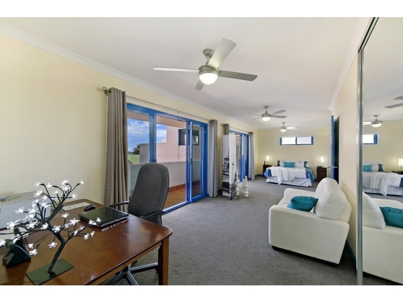 8/12 Boyd Cres, Hamilton Hill WA 6163
