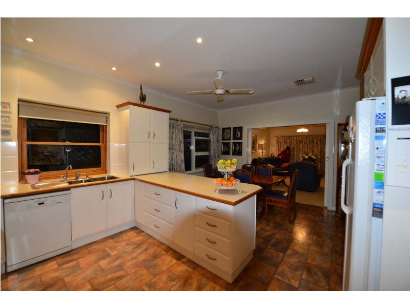 31 Railway Terrace, Kimba SA 5641