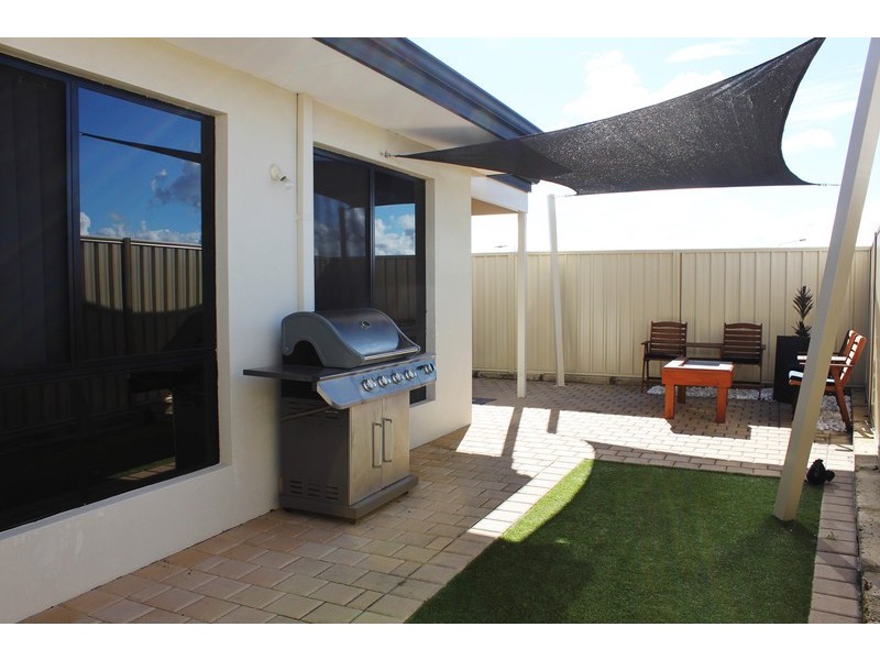 46a Tissington Drive, Darch WA 6065