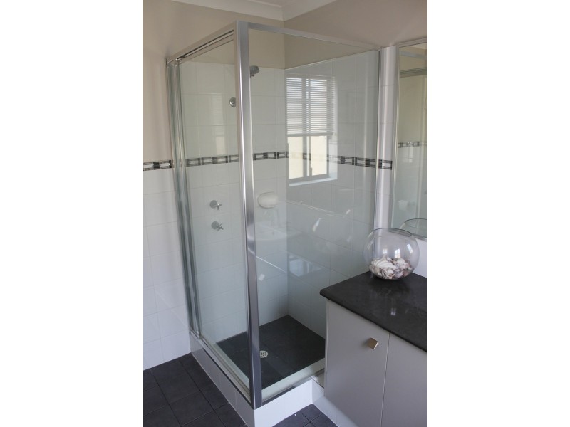 46a Tissington Drive, Darch WA 6065