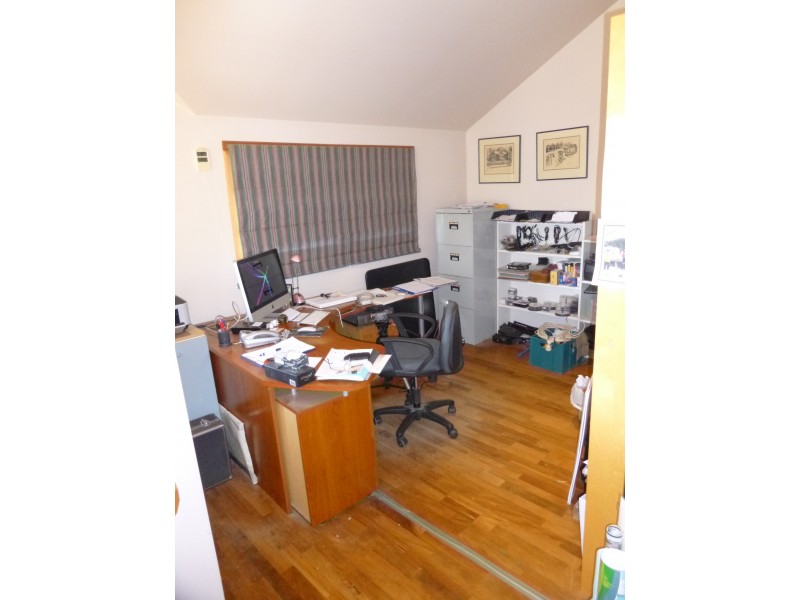 4 Cindy Court, Bright VIC 3741