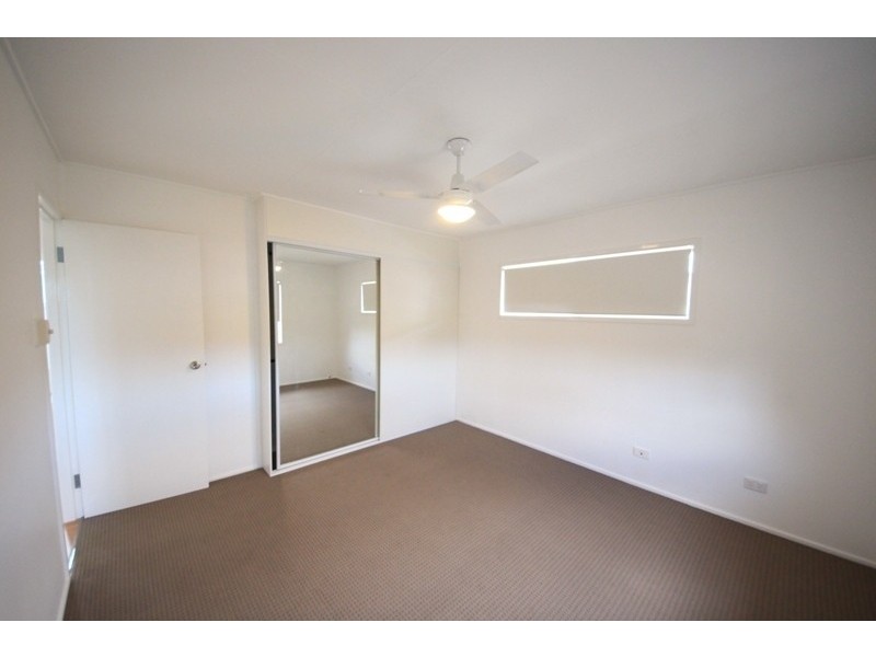 3 Eliott St, Strathpine QLD 4500