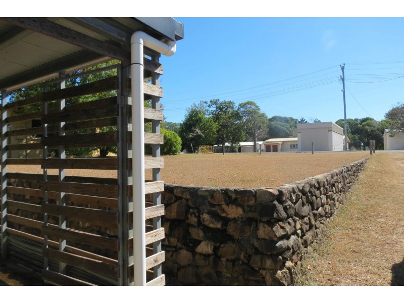 30 Pioneer Drive, Dingo Beach QLD 4800