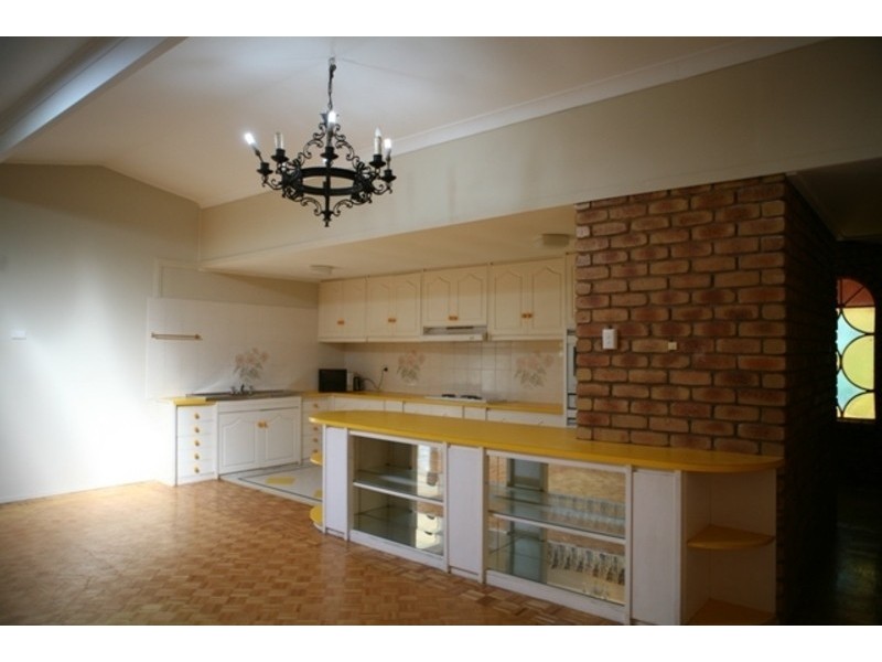 8505 New England Highway, Hampton QLD 4352