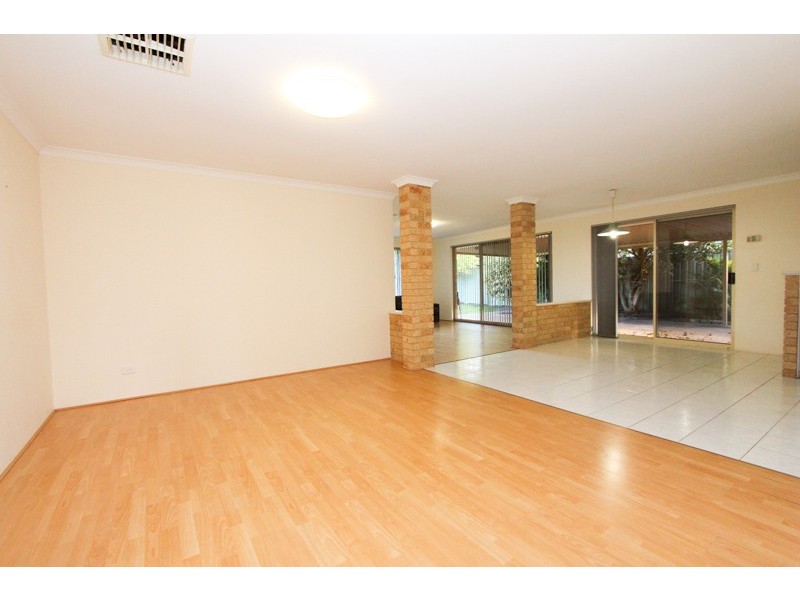 5 Drogheda Way, Waterford WA 6152