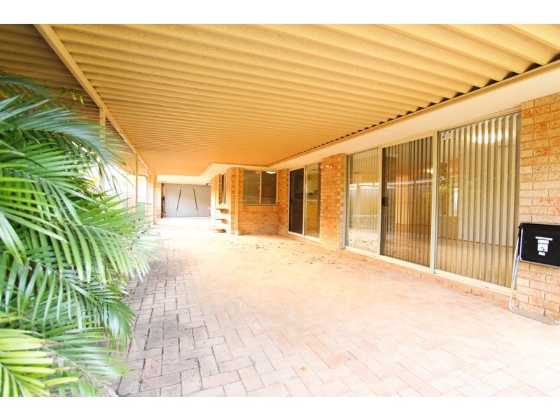 5 Drogheda Way, Waterford WA 6152