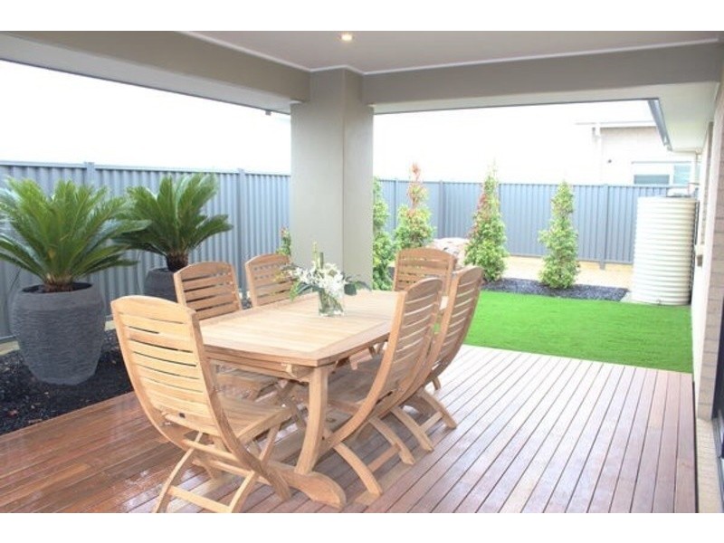 8 Hunter Street, Alfredton VIC 3350