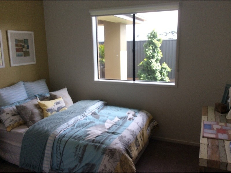 8 Hunter Street, Alfredton VIC 3350