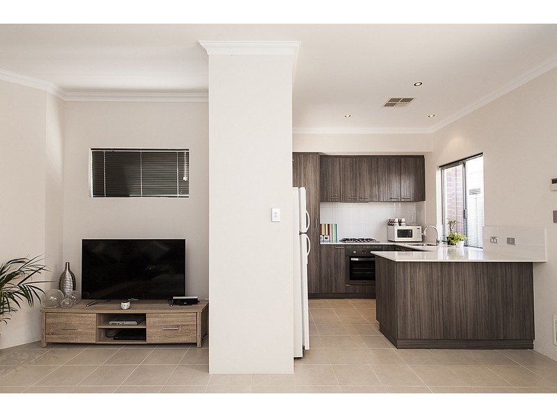 2b ECHO WAY, Butler WA 6036