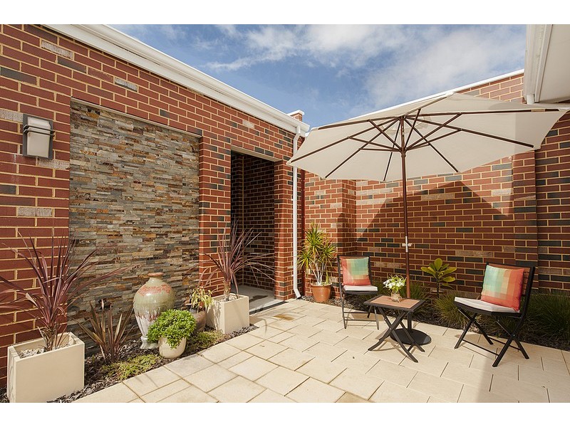 2b ECHO WAY, Butler WA 6036