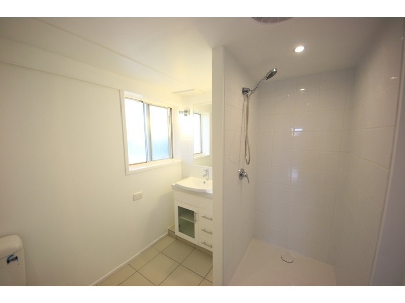 3 Eliott St, Strathpine QLD 4500