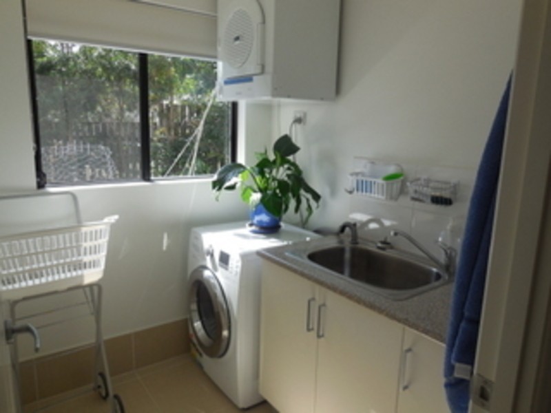 1/21 Tewantin Road, Cooroy QLD 4563