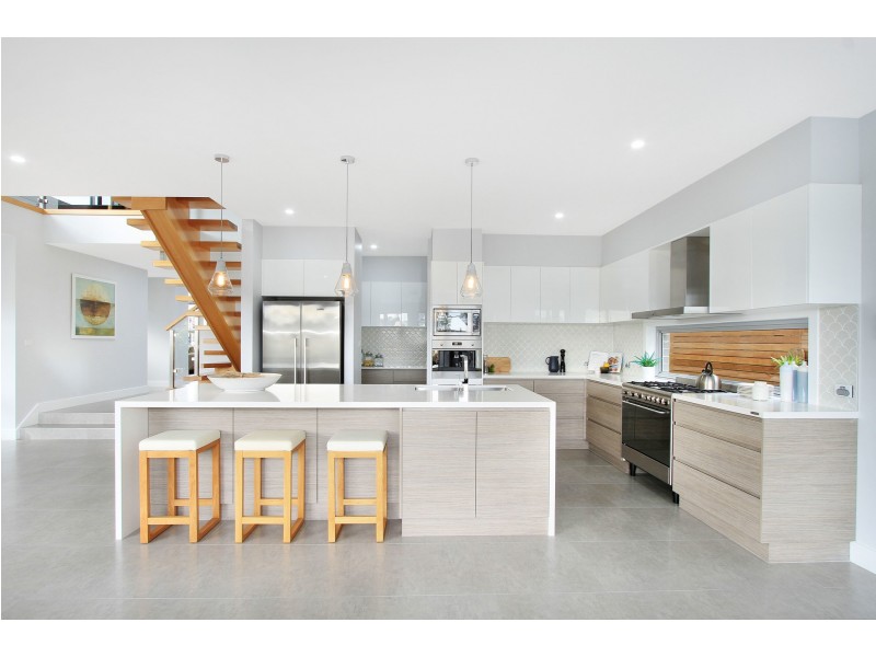 4 Windjammer Crescent, Shell Cove NSW 2529