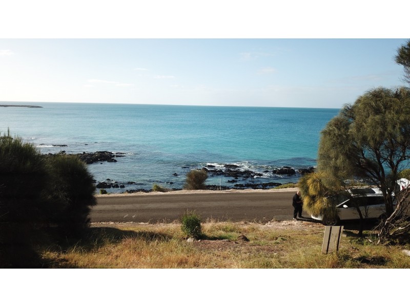 221 Binneys Track, Penneshaw SA 5222