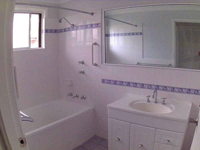 10 Hatchinson Cres, Jamisontown NSW 2750