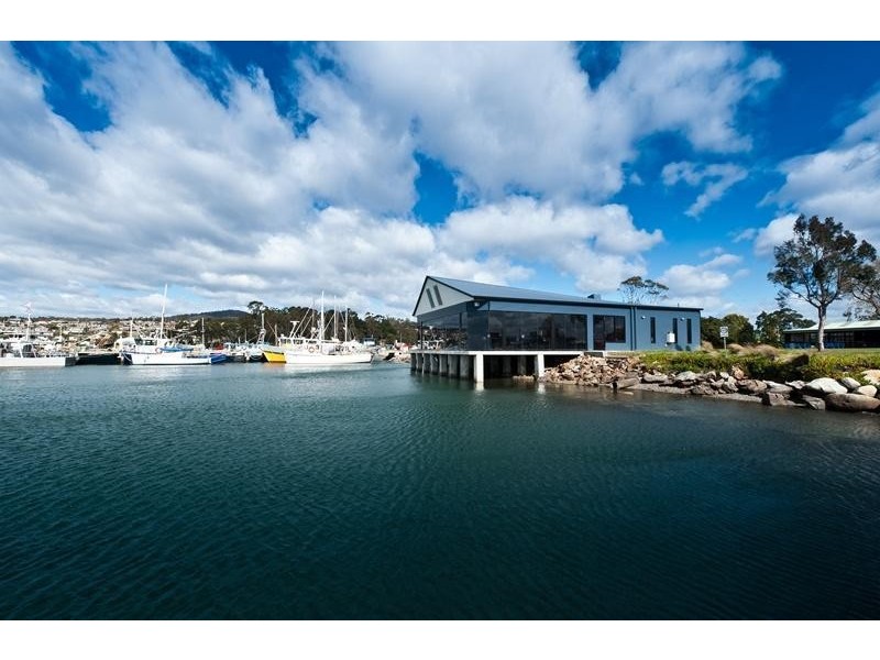 1 Cowrie Crt, St Helens TAS 7216