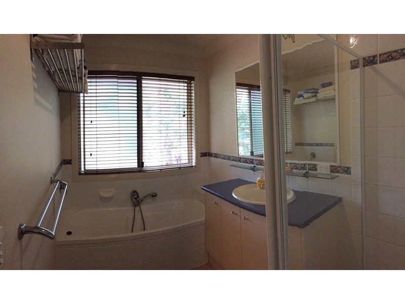 27 Cormorant Crescent, Jacobs Well QLD 4208