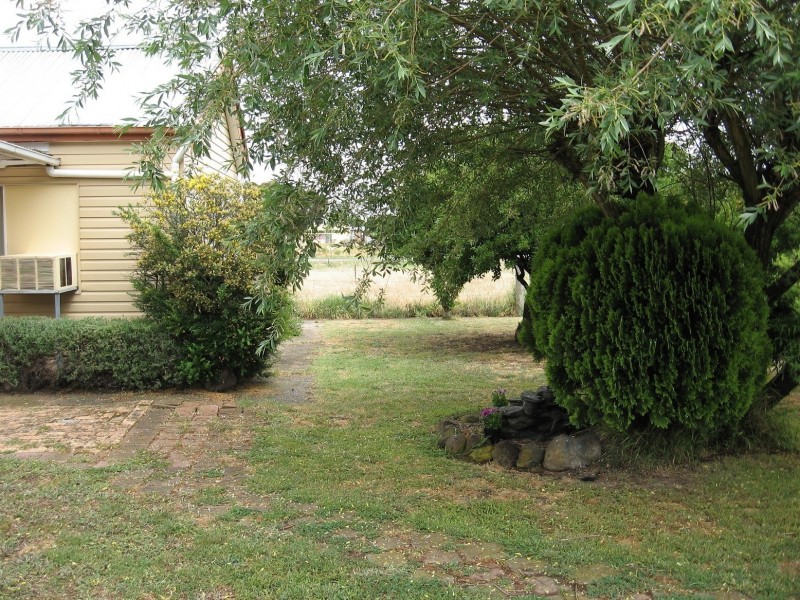 8 Delacombe Way, Willaura VIC 3379