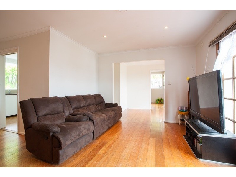 53  Wangarra Rd, Frankston VIC 3199