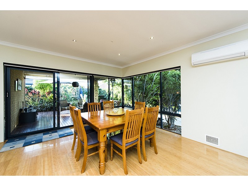 8 Newark Way, Secret Harbour WA 6173