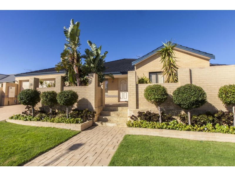 10 Kowloon Cnr, Currambine WA 6028