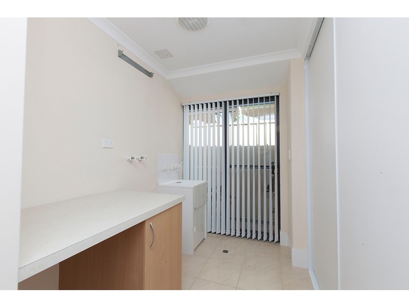 10 Kowloon Cnr, Currambine WA 6028