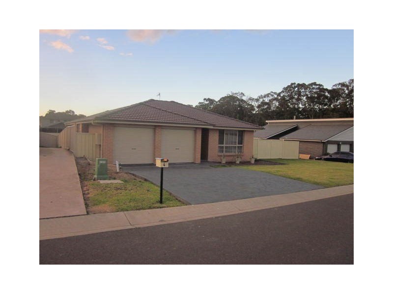4 Alpina Pl, Worrigee NSW 2540