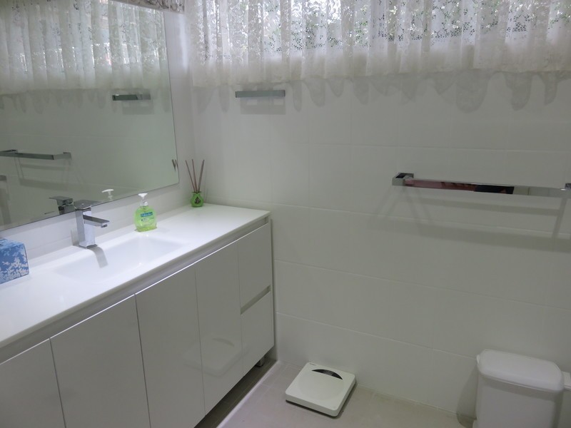 184 Geofffrey Rd, Chittaway Point NSW 2261