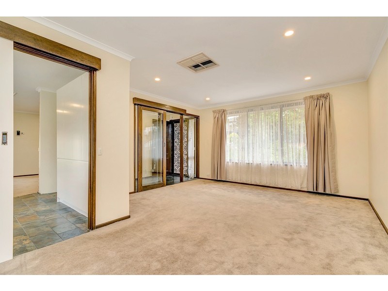 30 Haven Road, Aberfoyle Park SA 5159