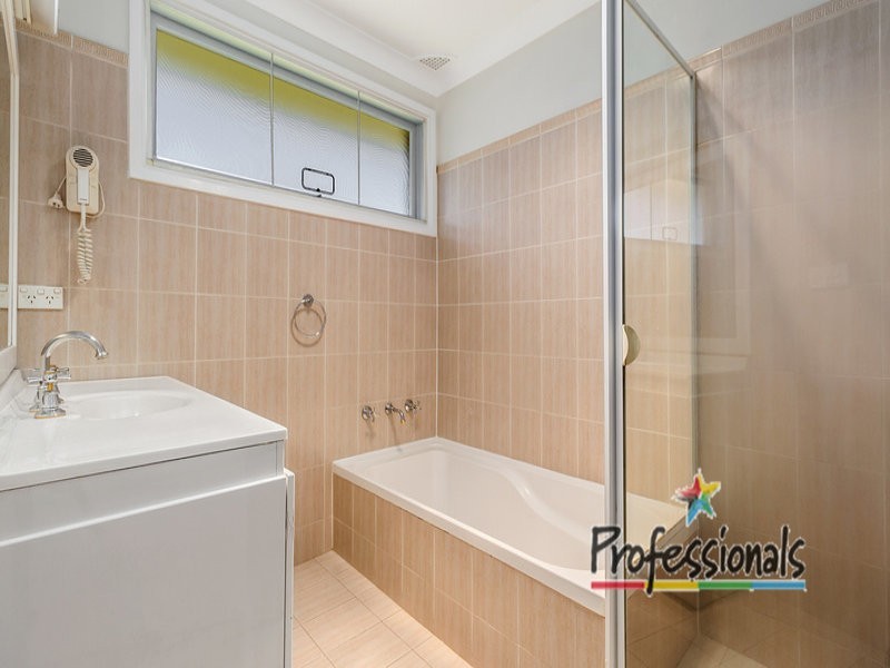 1 St Andrews Boulevard, Casula NSW 2170
