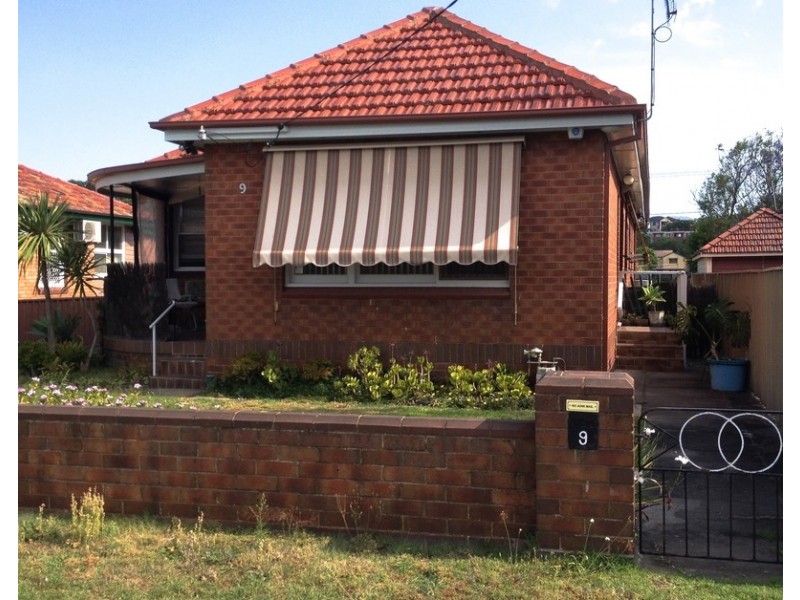 9 HIBBERD  STREET, Hamilton South NSW 2303