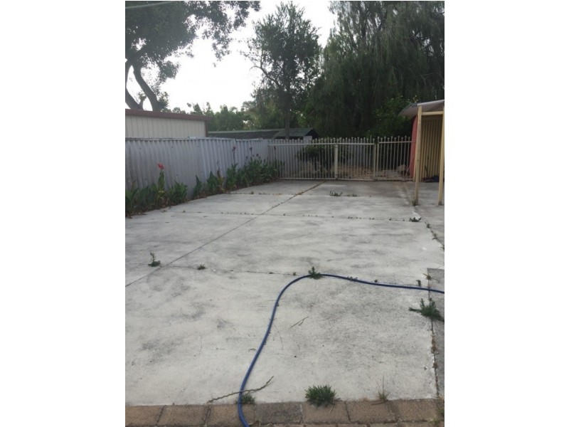 141 Spencer rd, Langford WA 6147