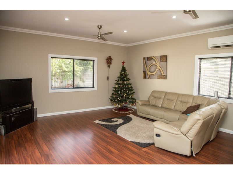 13  Almoola St, Griffith NSW 2680