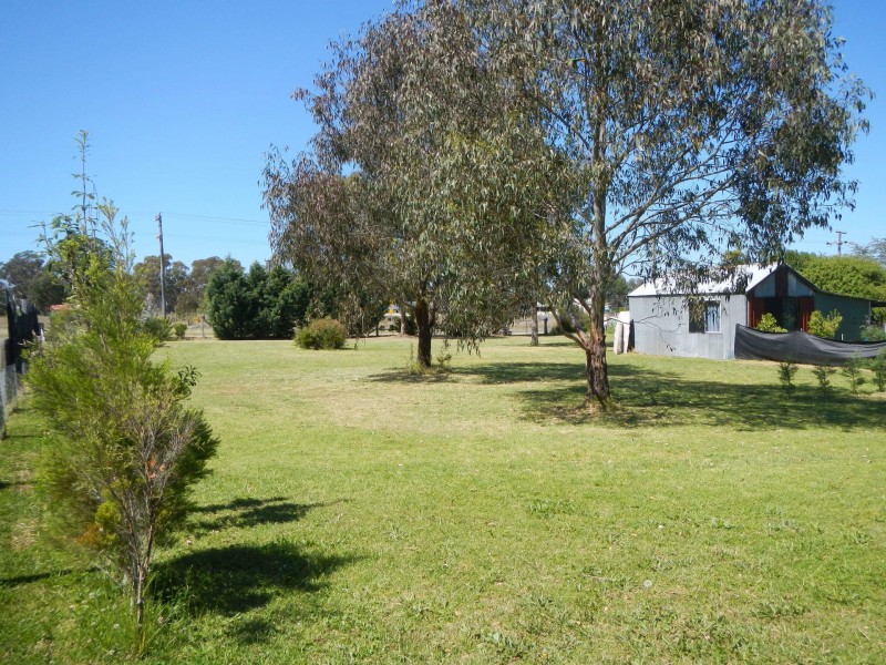 48 Rayleigh Street, Wallangarra QLD 4383