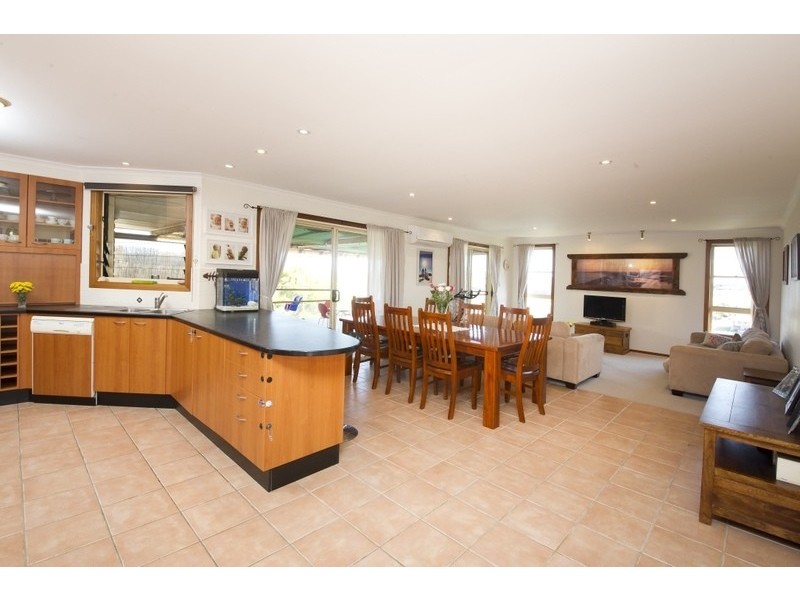 28 Belton Way, Forster NSW 2428