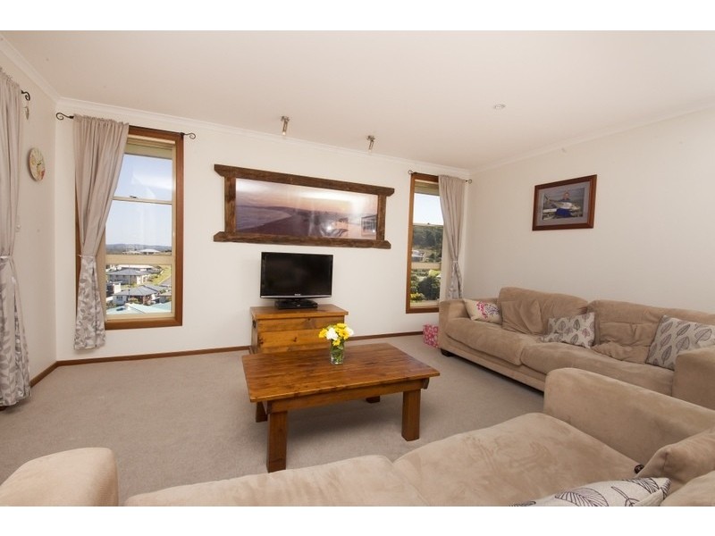 28 Belton Way, Forster NSW 2428