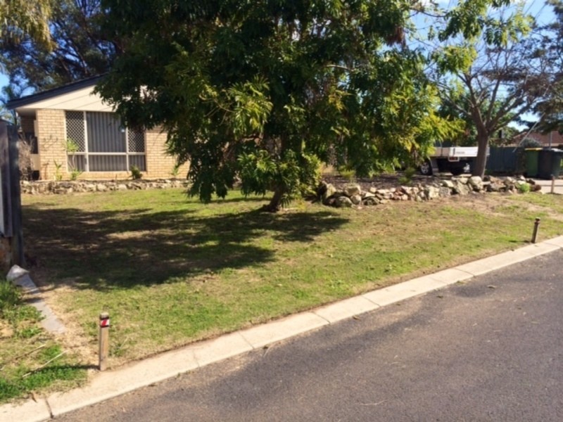 11 Grimsel Court, Coodanup WA 6210