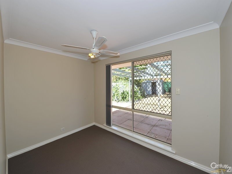 11 Grimsel Court, Coodanup WA 6210