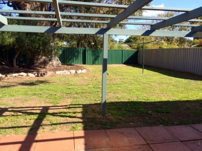 11 Grimsel Court, Coodanup WA 6210