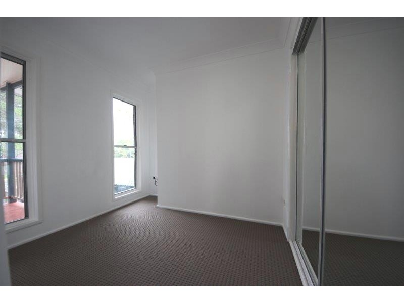 27 Storey Road, Kallangur QLD 4503